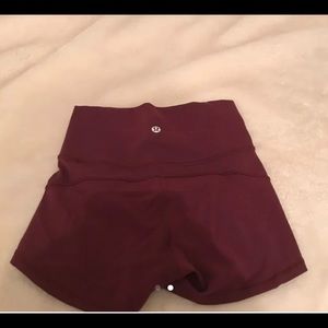 Lululemon In Movement Short (Size2)